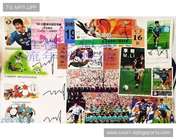 足球球星卡开盒编年史:探寻传奇瞬间与珍稀收藏的无尽魅力